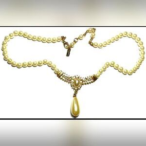 Vintage Necklace Signed CHRISTINA COLLECTION Rhinestone Bead Gold Tone 15"-17.5